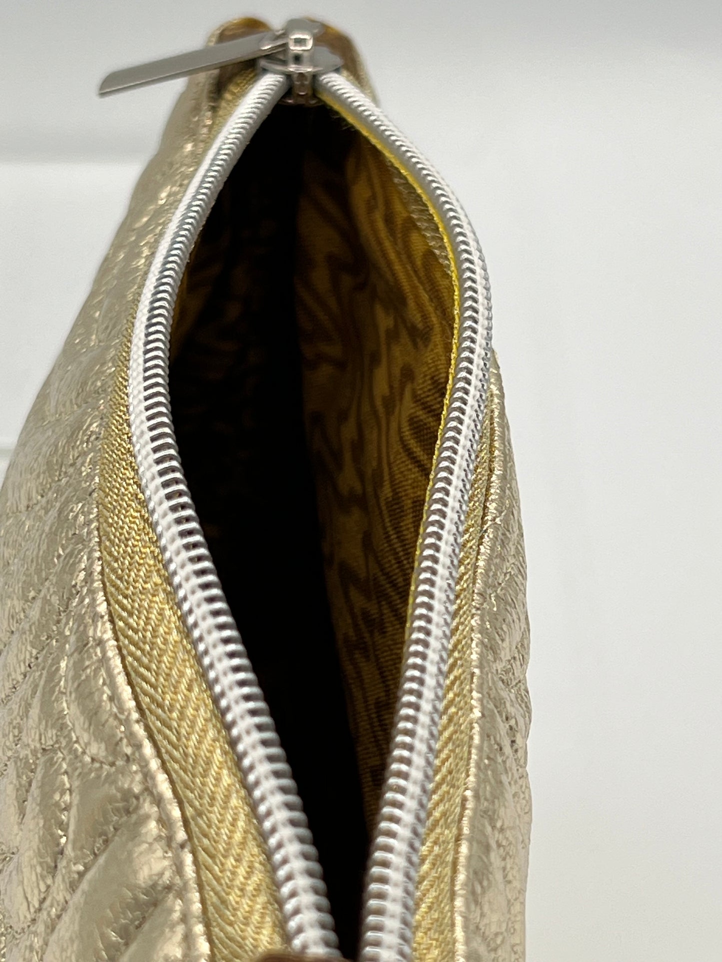 Easy Zipper Case Quilted Gold Small