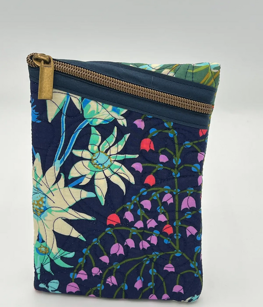Quilted Sleeve White Flowers 7" H x 5" W