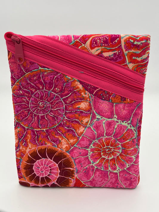 Quilted Sleeve Pink 8" H x 6¾" W