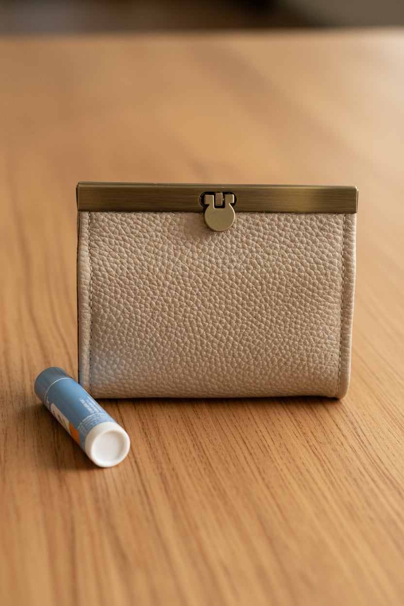 Wallet Pebble