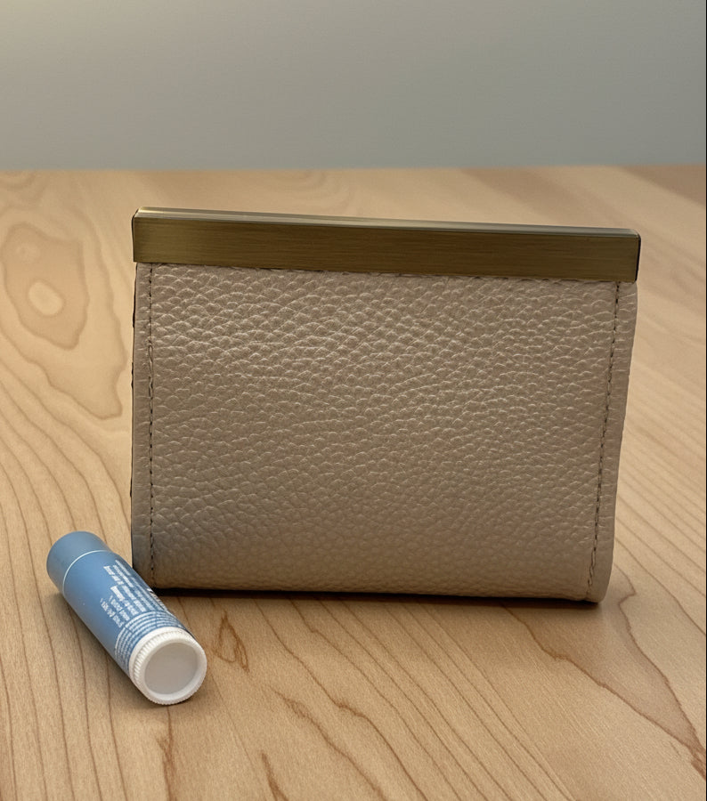 Wallet Pebble