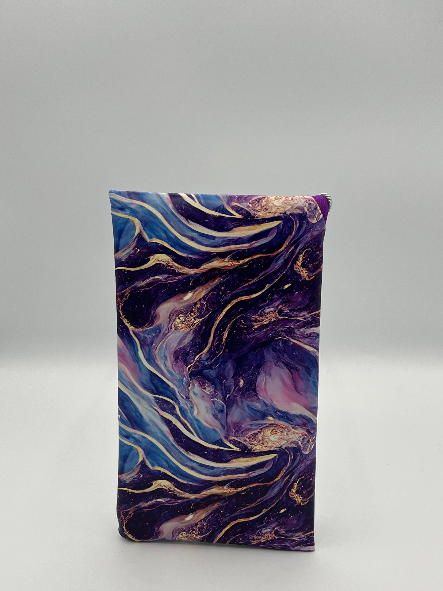 Diagonal Zip Pouch Swirl Medium