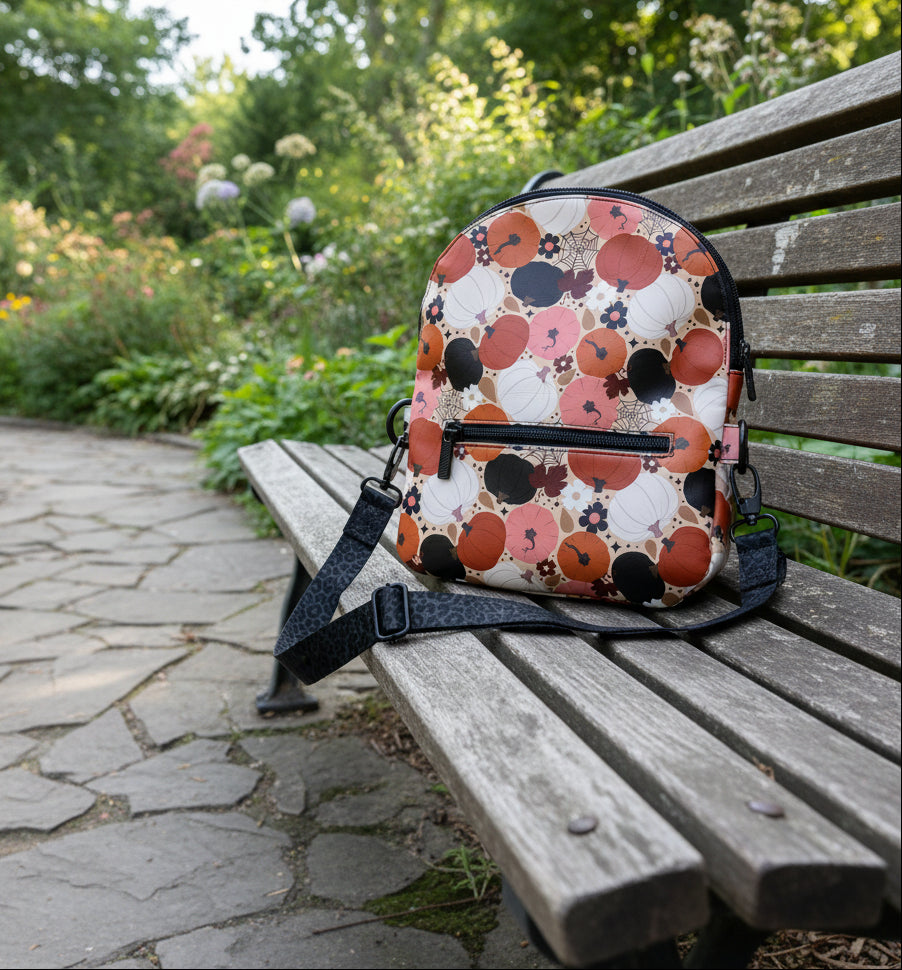 Autumn Pumpkin Crossbody — Festive, Compact, and Perfect for Fall