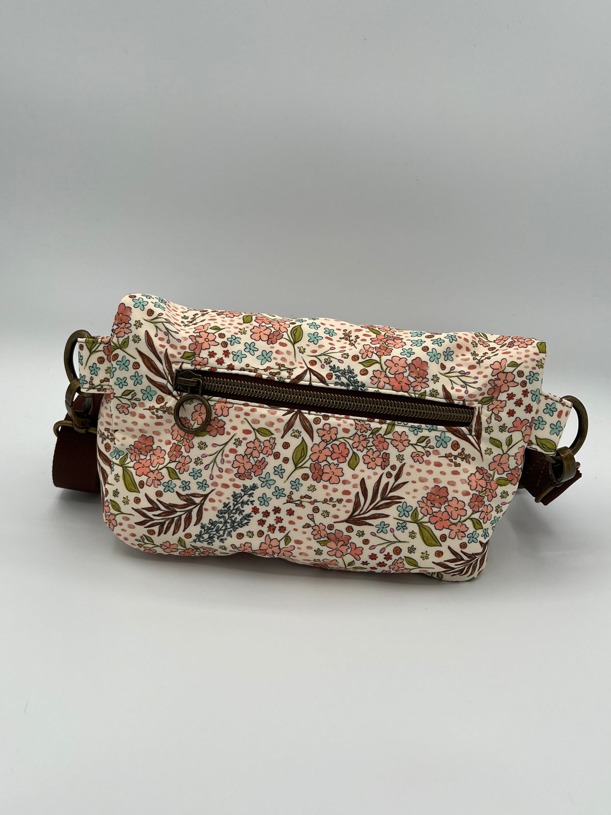Floral Fold Over Crossbody — Compact, Organized, Travel‑Ready