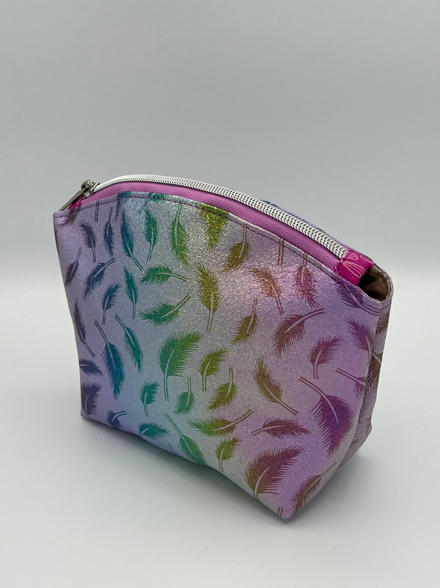 Pouch Feathers Medium